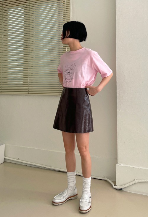 enamel crack mini skirt